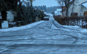 Warmfront beendet kalte Phase mit Glatteis