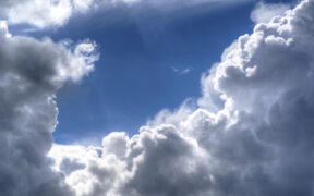 Schauer und Gewitter am 09. März 2026